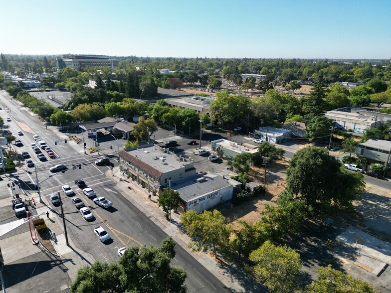 More Photos Of 2020 Broadway, Sacramento General Retail For Sale