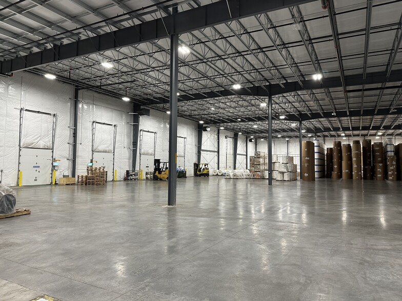 More Photos Of 7333 Stewart Ave, Wausau Warehouse For Sale