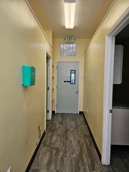 More Photos Of 3106 Rolison Rd, Redwood City Freestanding For Sale