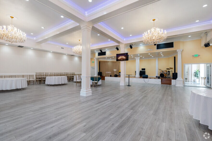 More Photos Of 4109-4117 W Pico Blvd, Los Angeles Office For Sale