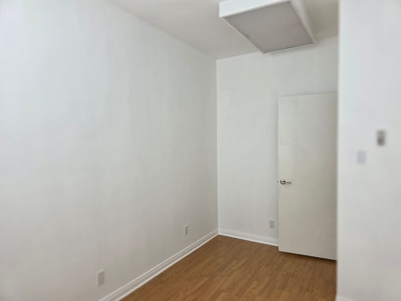 More Photos Of 228 S A St, Oxnard Medical For Sale