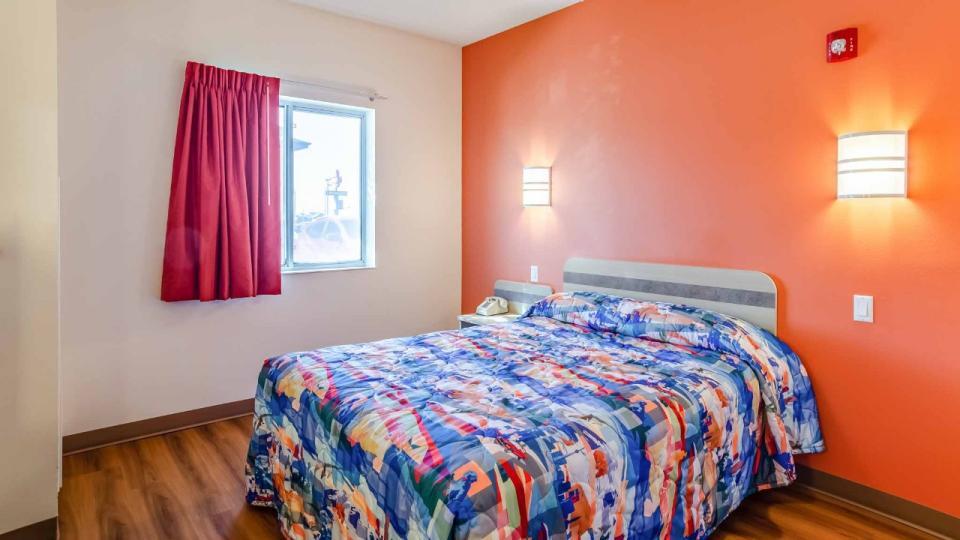 More Photos Of 3040 Silverburg Dr, Sidney Hotel For Sale