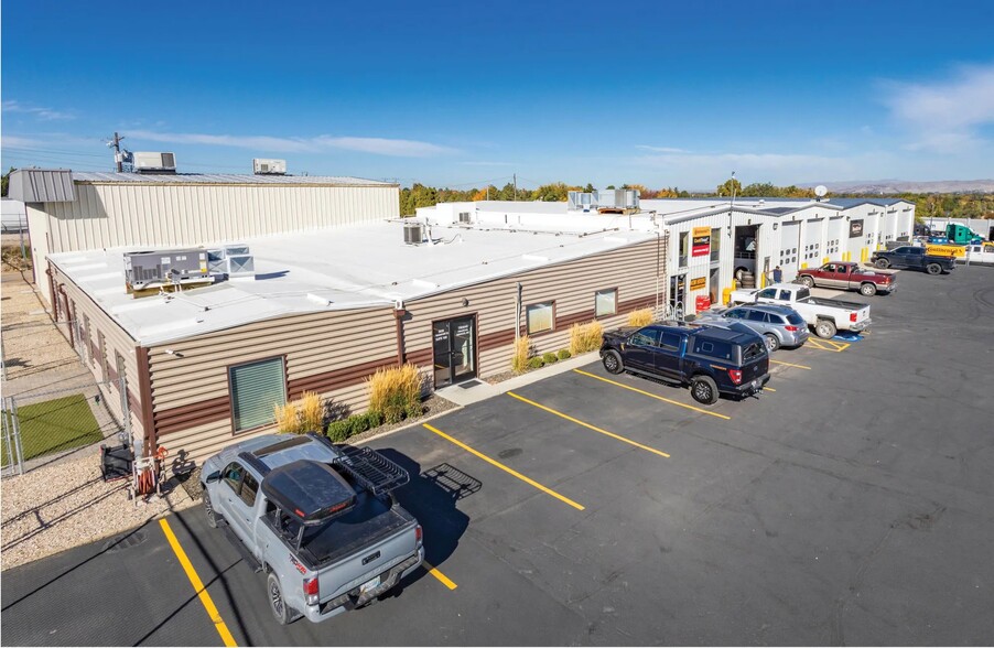 Primary Photo Of 3939 S Transport St, Boise Service For Lease