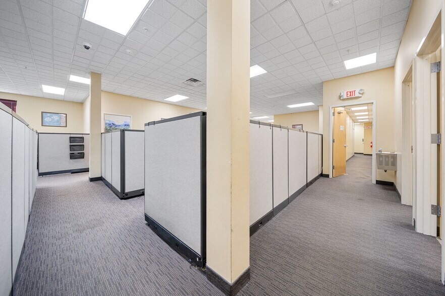 More Photos Of 2535 John F Kennedy Blvd, Jersey City Medical For Lease