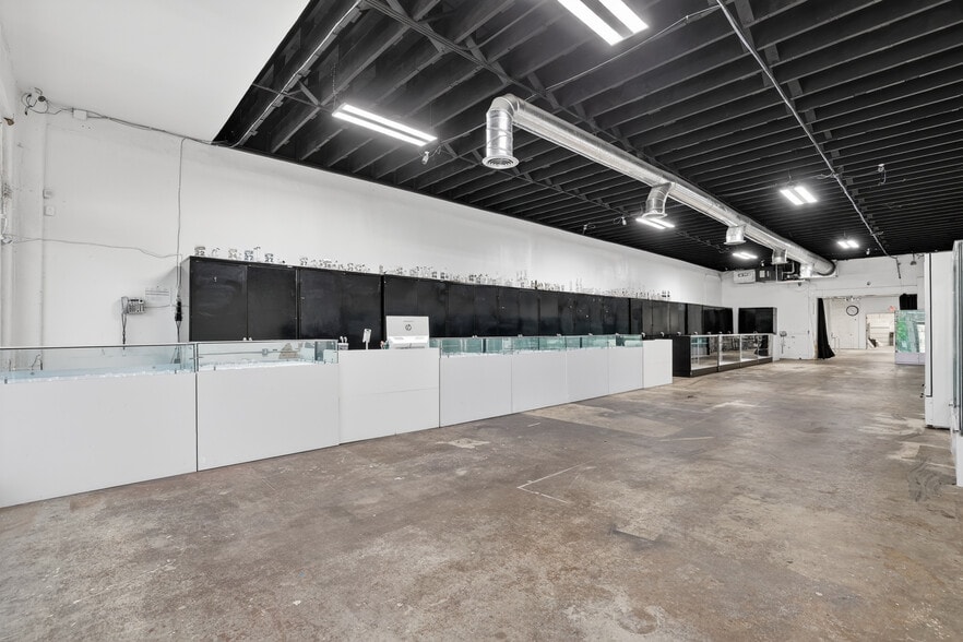 More Photos Of 2412-2414 N Robinson Ave, Oklahoma City Storefront Retail Office For Lease