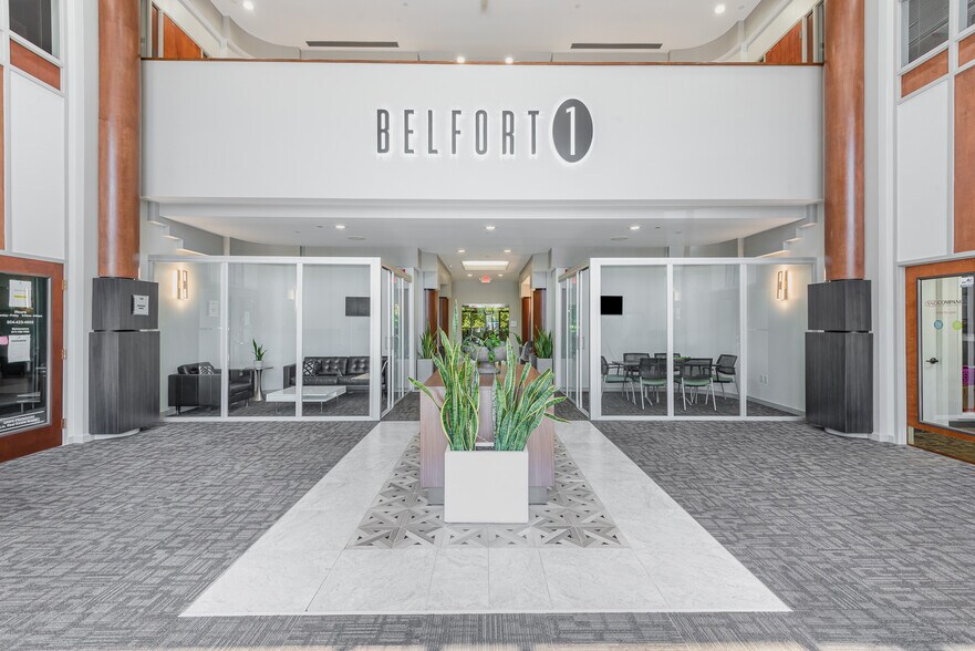 More Photos Of 7751 Belfort Pky, Jacksonville Office For Lease