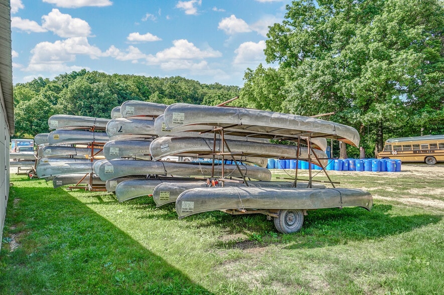 More Photos Of 1254 Hooten Town Rd, Crane Trailer Camper Park For Sale