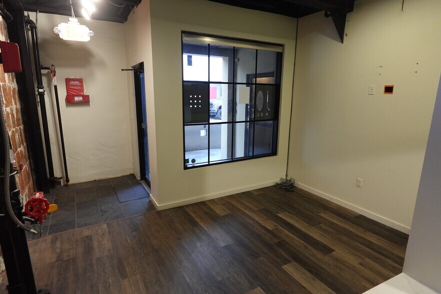 More Photos Of 110 S 12th St, Tampa Office For Lease