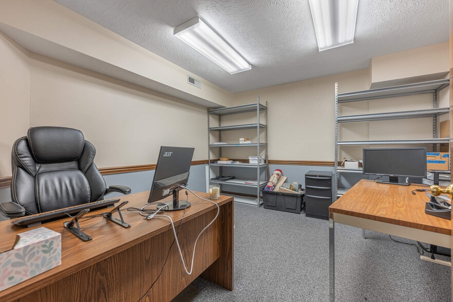 More Photos Of 7960-7996 Clyo Rd, Dayton Office For Sale