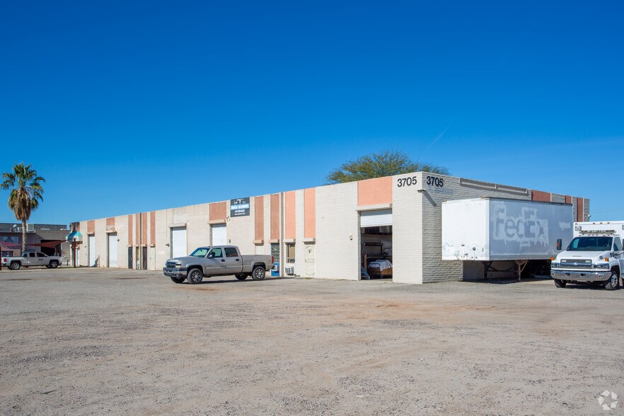 Primary Photo Of 3705-3715 N Runway Dr, Tucson Unknown For Lease