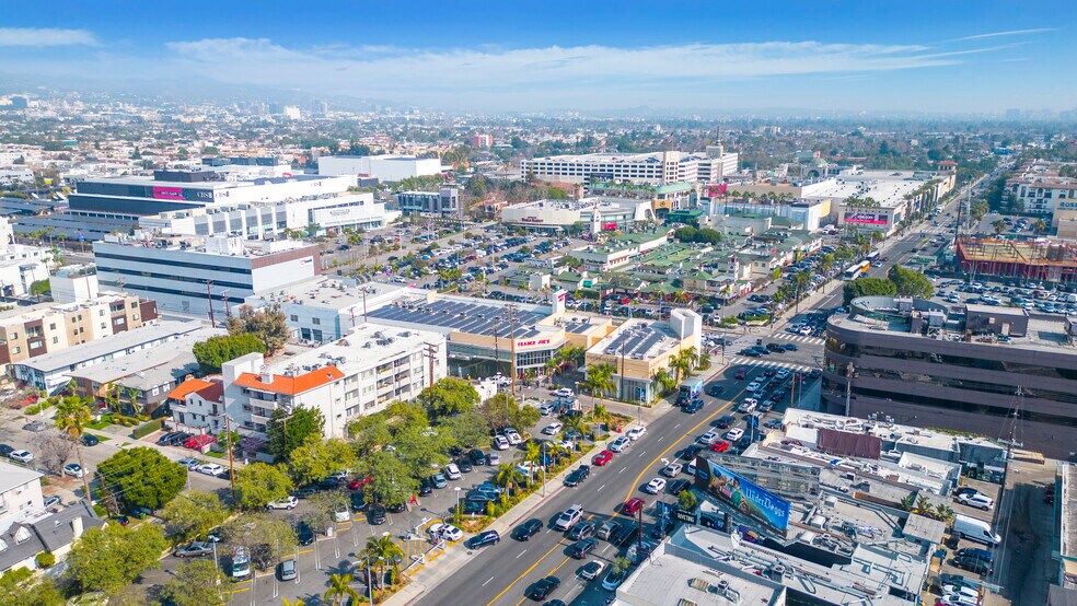 More Photos Of 110 S Fairfax Ave, Los Angeles Office For Lease
