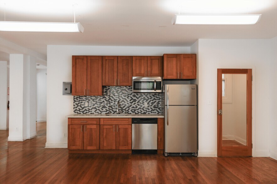 More Photos Of 679 Sutter St, San Francisco Office For Lease