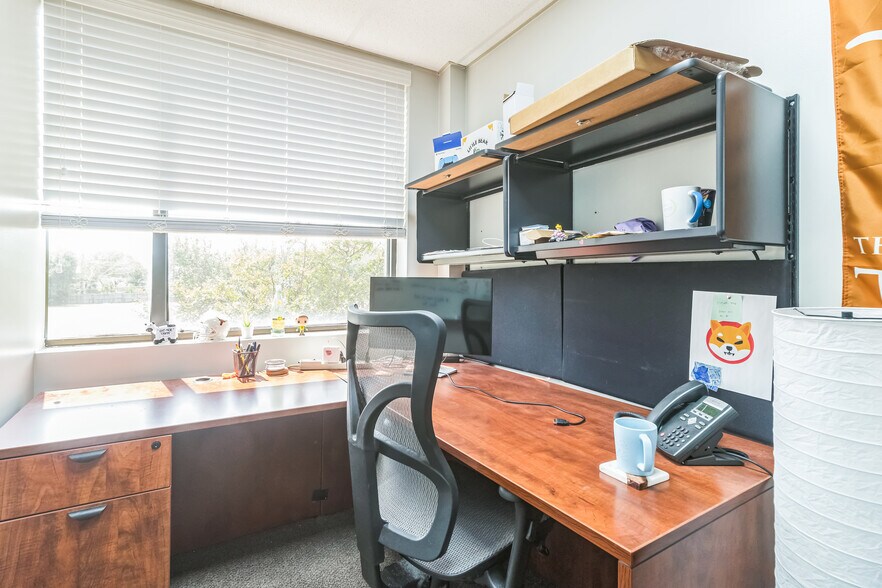 More Photos Of 16333 S Great Oaks Dr, Round Rock Medical For Lease