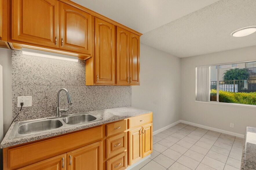 More Photos Of 315 E Okeefe St, Palo Alto Apartments For Sale