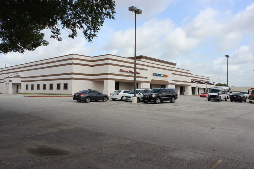 Primary Photo Of 10535 Jones Rd, Houston General Retail For Sale