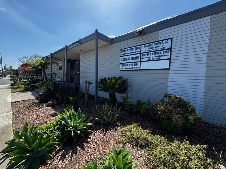 More Photos Of 8102 Westminster Blvd, Westminster Office For Lease