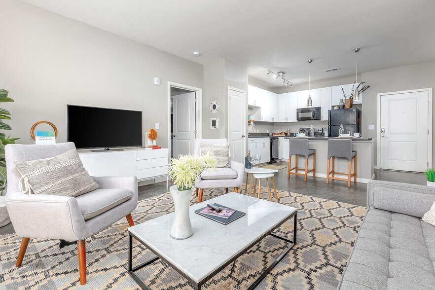 More Photos Of 801 NW 10th St, Oklahoma City Apartments For Lease