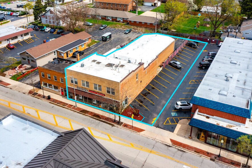 More Photos Of 25 S Cass Ave, Westmont Storefront For Lease