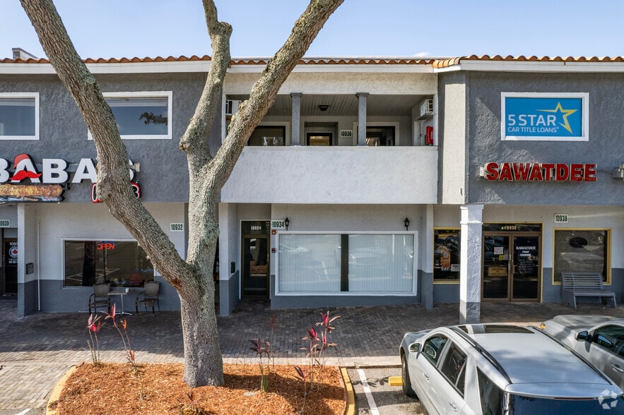 More Photos Of 10906 N 56th St, Tampa Unknown For Lease