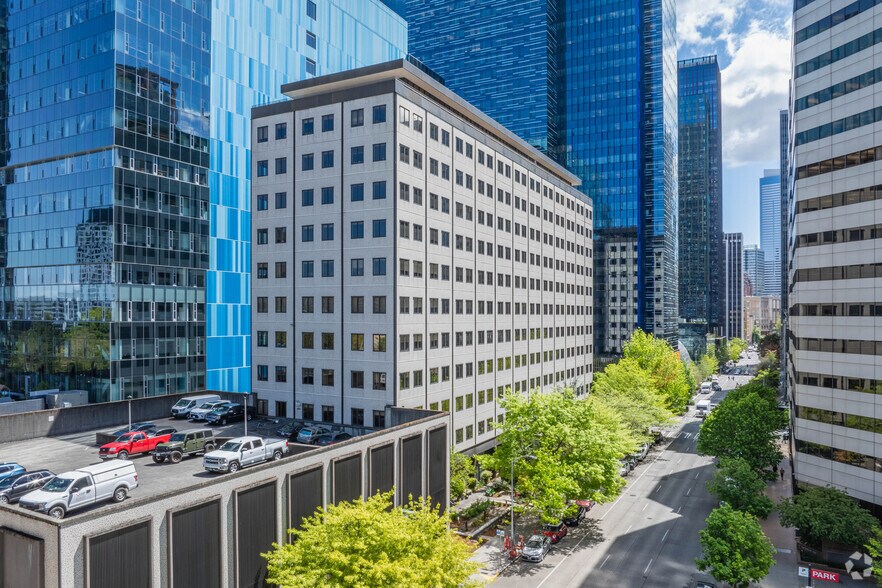 More Photos Of 2200 6th Ave, Seattle Office For Lease