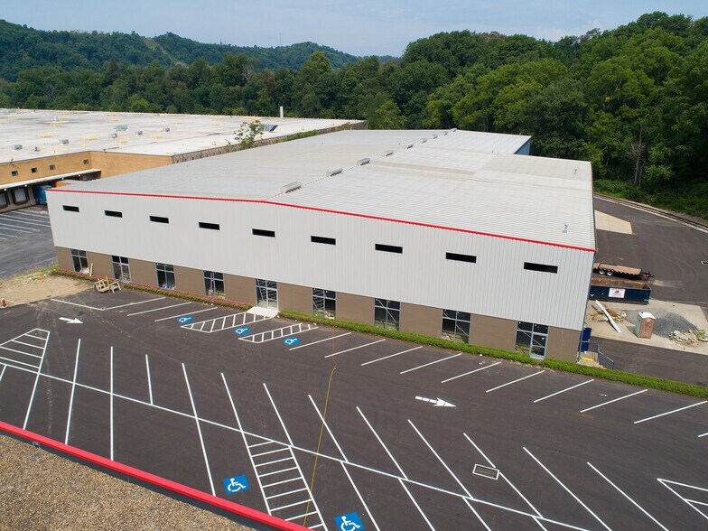 More Photos Of 2270 Roswell Dr, Pittsburgh Light Distribution For Lease