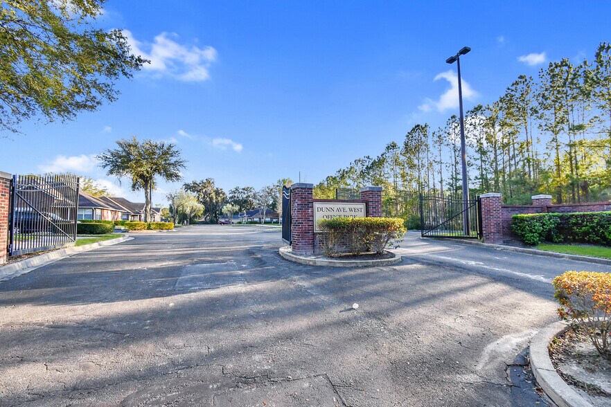 More Photos Of 3890-300 400 500 600 700 Dunn Ave, Jacksonville Land For Sale