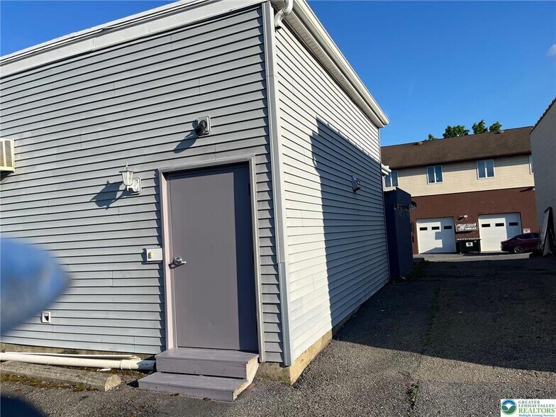 More Photos Of 749 E Ettwein St, Bethlehem Flex For Sale