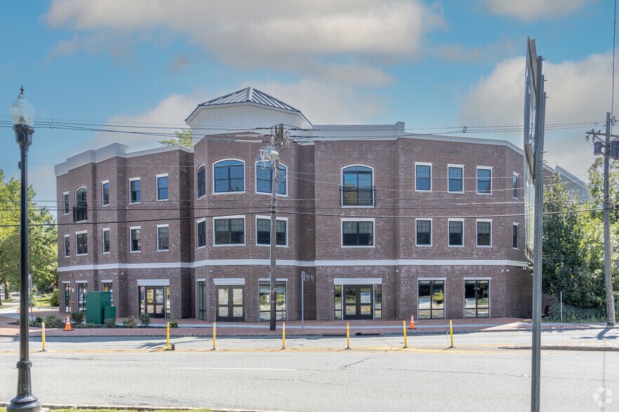 Primary Photo Of 501 South Ave W, Westfield Apartments For Lease