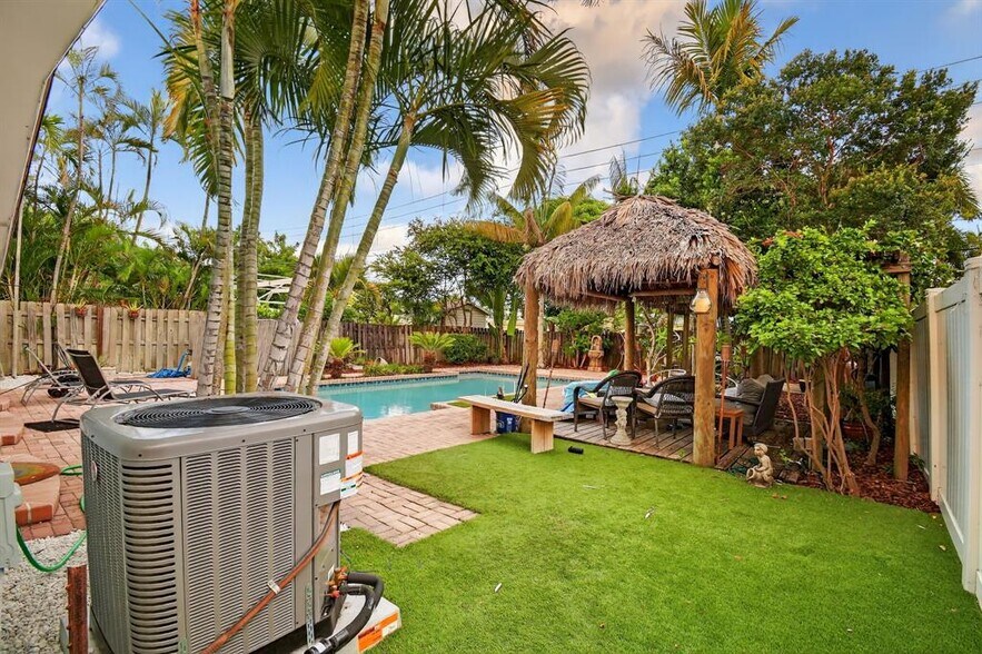More Photos Of 1606 NE 15th Ave, Fort Lauderdale Specialty For Sale