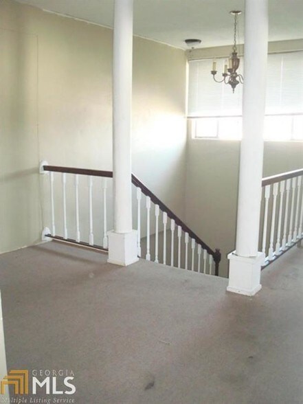 More Photos Of 7 S Duval St, Claxton Freestanding For Sale