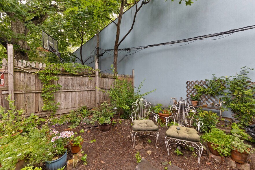 More Photos Of 130 Coffey St, Brooklyn Apartments For Sale