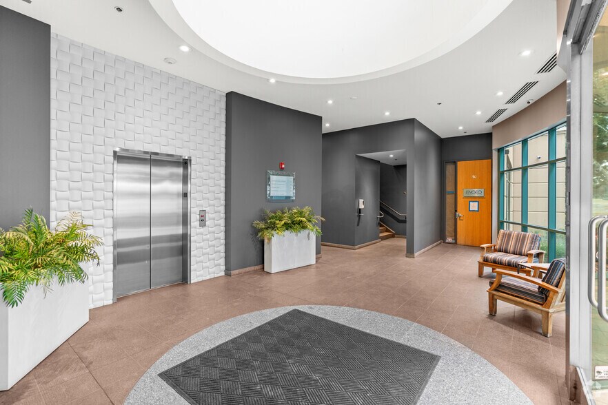 More Photos Of 6399 San Ignacio Ave, San Jose Office For Lease