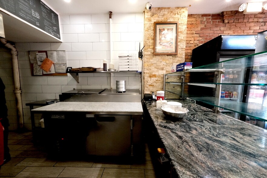 More Photos Of 536 E 14th St, New York Apartments For Lease