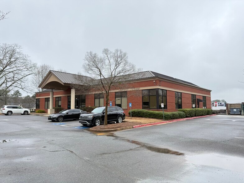 Primary Photo Of 2390 Canton Rd, Marietta Office For Sale