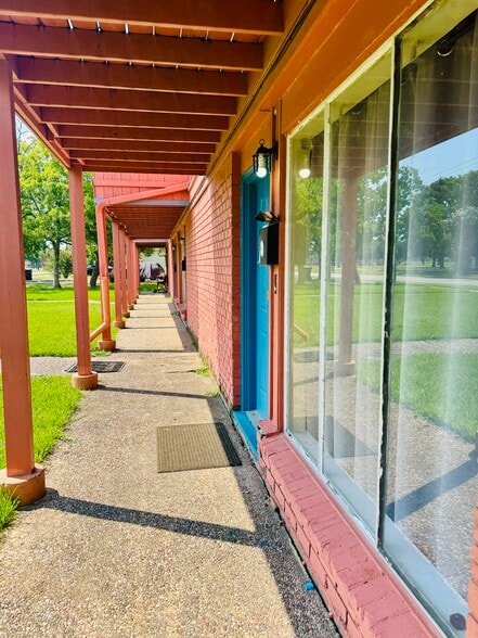 More Photos Of 2816 Lafferty Rd, Pasadena Apartments For Sale