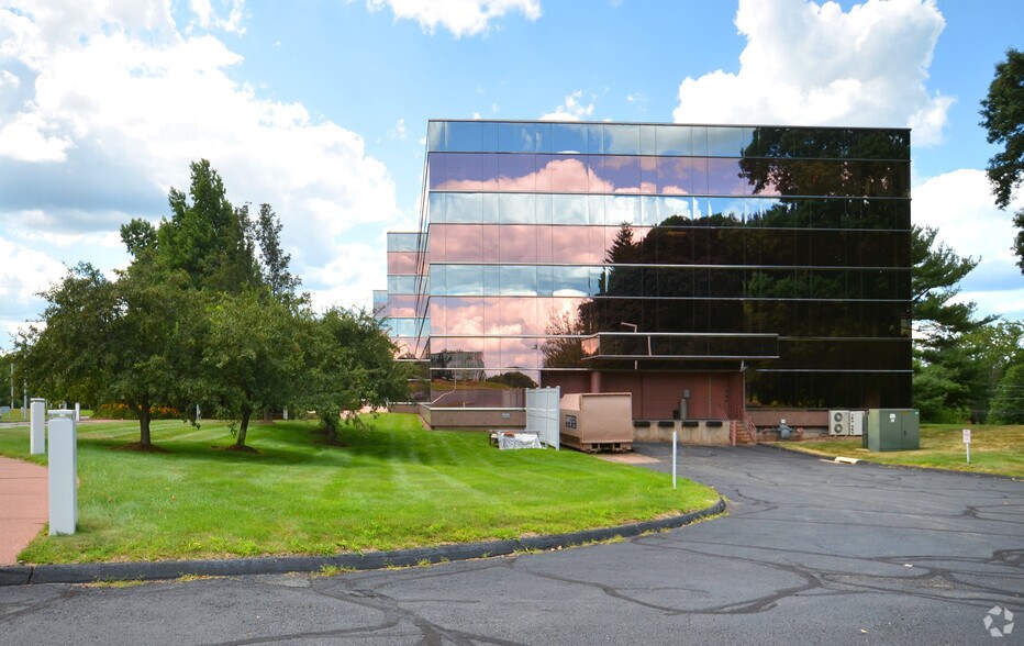 More Photos Of 55 Capital Blvd, Rocky Hill Office For Lease