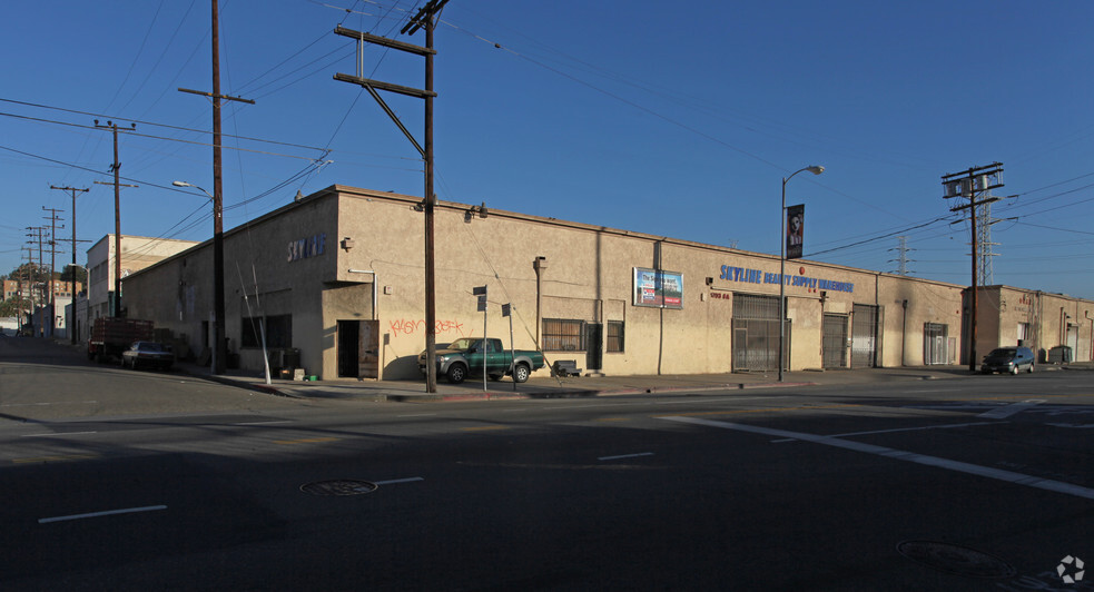 Primary Photo Of 1701-1721 N Main St, Los Angeles Loft Creative Space For Lease