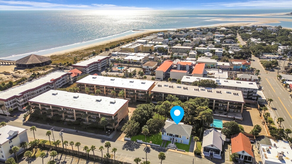 Primary Photo Of 15 15th St, Tybee Island Specialty For Sale