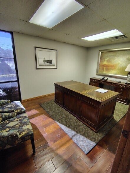 More Photos Of 915 E Georgia Ave, Ruston Warehouse For Lease