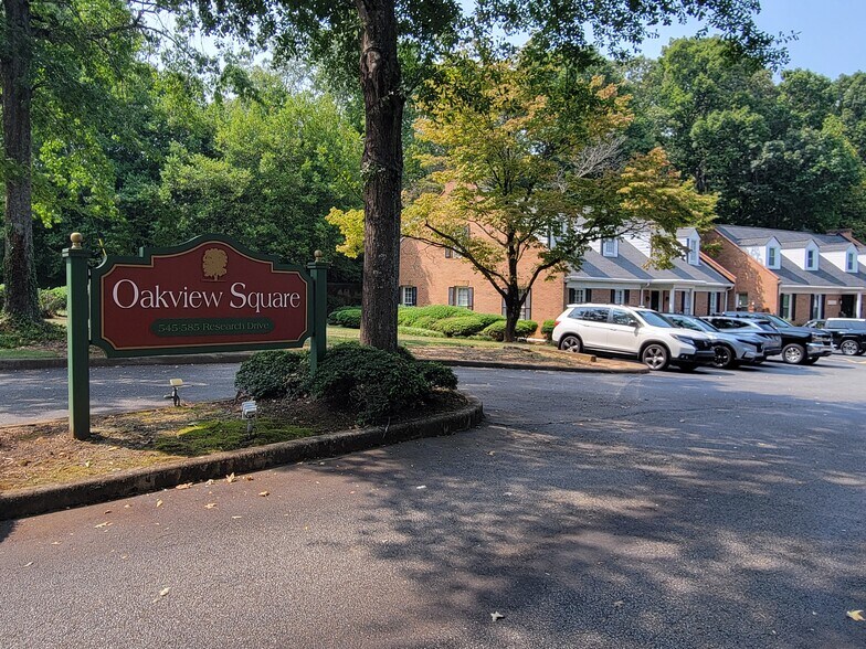 More Photos Of 555 Research Dr, Athens Office For Lease
