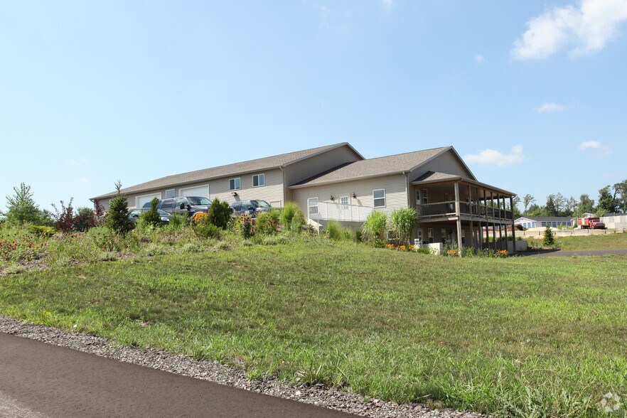 More Photos Of 8475 Sparta Line Rd, Sparta Flex For Lease