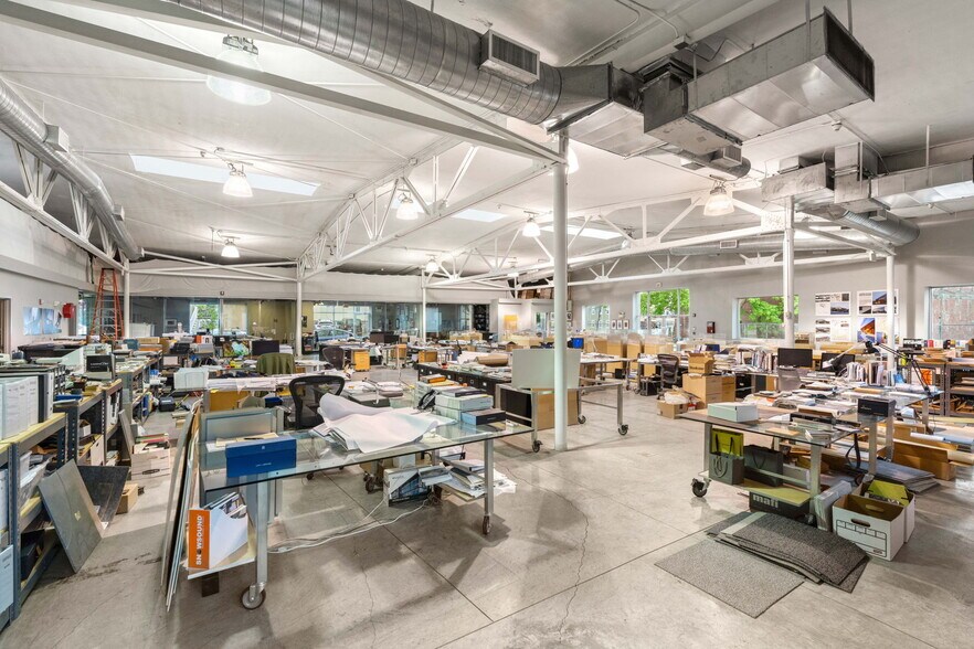 More Photos Of 115 Willow Ave, Somerville Manufacturing For Sale