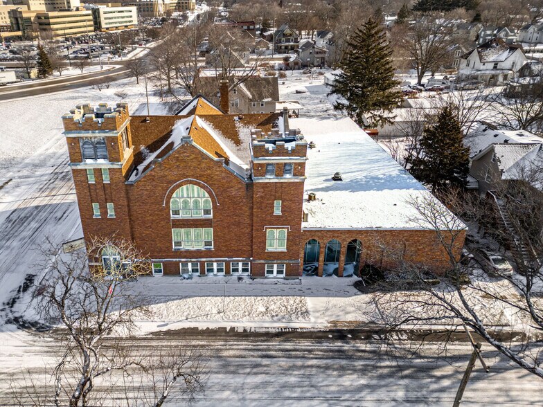 More Photos Of 1203 3rd Ave, Rockford Religious Facility For Sale