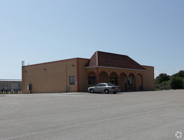 More Photos Of 1830 S Sr-29, LaBelle Convenience Store For Lease