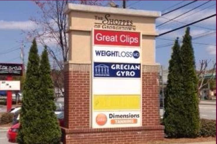 More Photos Of 4468 Chamblee Dunwoody Rd, Atlanta Freestanding For Lease