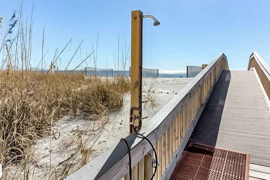 More Photos Of 1007 West Beach Blvd, Gulf Shores Apartments For Sale