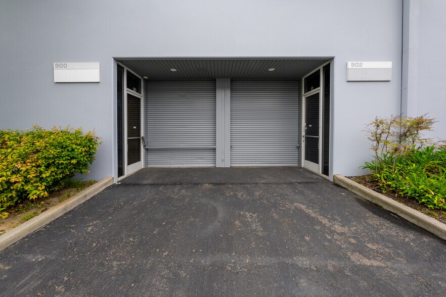 More Photos Of 494 W Calle Primera, San Diego Unknown For Lease