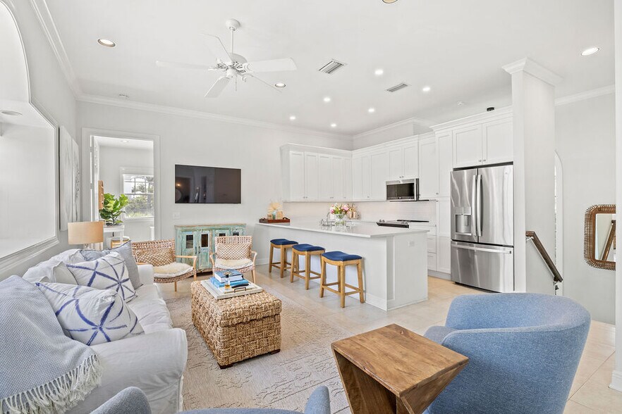 More Photos Of 3509 Ocean Dr, Vero Beach Flex For Sale