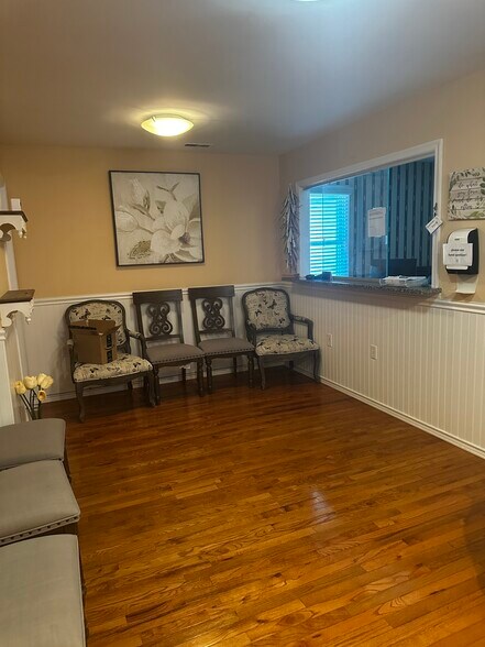 More Photos Of 599 Shore Rd, Somers Point Medical For Lease