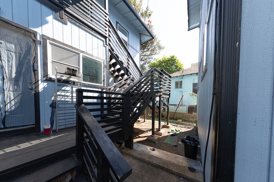 More Photos Of 815 Lopez Ln, Honolulu Apartments For Sale